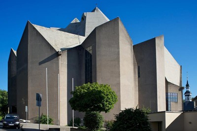 Ο καθεδρικός ναός της Αγίας Μαρίας, ένα αριστούργημα του βρουταλισμού