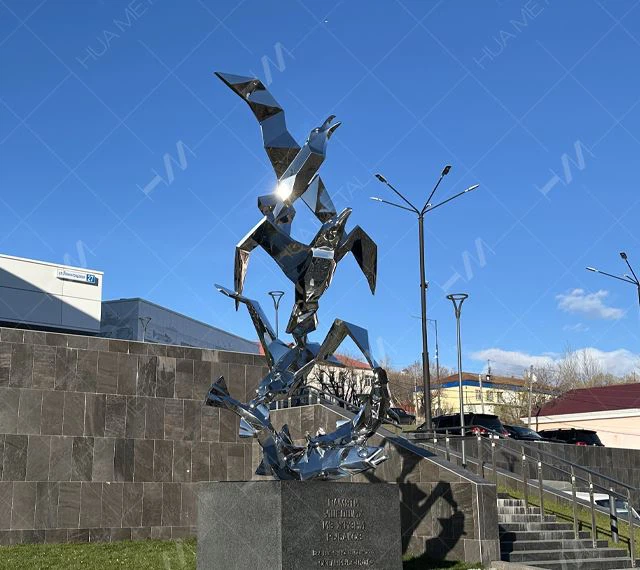 Stainless steel monument sculpture 04